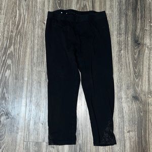 Black Capri Leggings